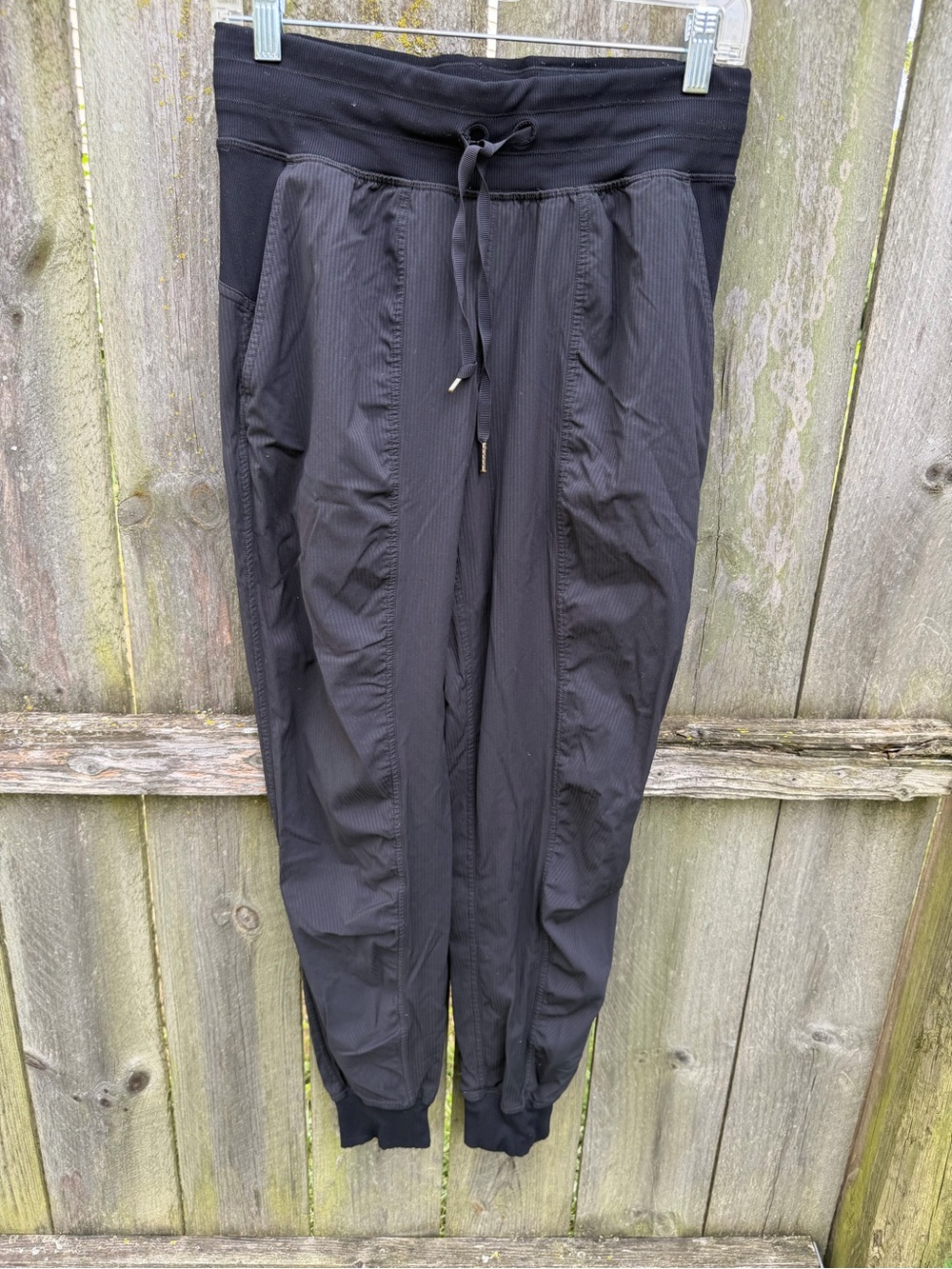 lululemon athletica dance stood Black Women's Drawstring Jogger Pants